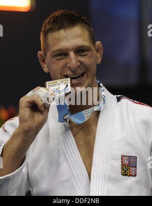 Rio de Janeiro, Brasile. 1 Sep, 2013. Ceco judoka Lukas Krpalek posa con la medaglia di bronzo durante il judo il Campionato Mondiale di Rio de Janeiro, Brasile, 1 settembre 2013. © Martin Gregor CTK/foto/Alamy Live News Foto Stock