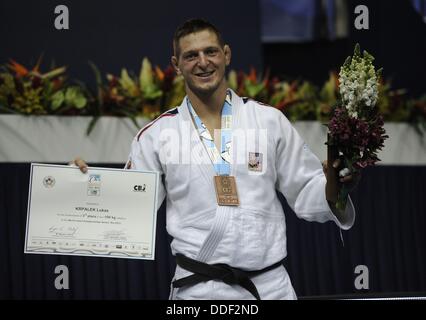 Rio de Janeiro, Brasile. 1 Sep, 2013. Ceco judoka Lukas Krpalek posa con la medaglia di bronzo durante il judo il Campionato Mondiale di Rio de Janeiro, Brasile, 1 settembre 2013. © Martin Gregor CTK/foto/Alamy Live News Foto Stock