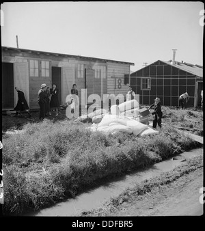 San Bruno, California. Il gruppo di questo centro è stato aperto per due giorni. Carico di Bus bus dopo-carico o . . . 537676 Foto Stock