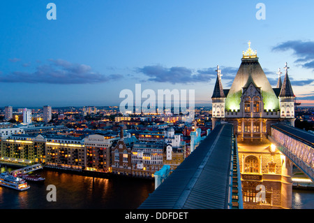 Butlers Wharf da Tower Bridge Foto Stock