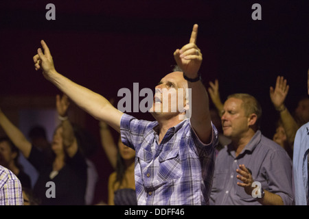 La vittoria di chiesa nella periferia di Cwmbran che ospita un revival pentecostale nel Galles del Sud, Regno Unito Foto Stock