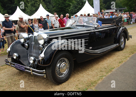 Fine anni trenta Horch 853 Cabrio al Classic giorni 2013 a Dyck castello nei pressi di Düsseldorf, Renania settentrionale-Vestfalia, Germania, Europa Foto Stock