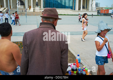 Mongolia, Ulan Bator, Sukhbaatar square Foto Stock