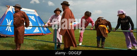 Mongolia, Ovorkhangai provincia, Burd, il festival Naadam, torneo di wrestling Foto Stock