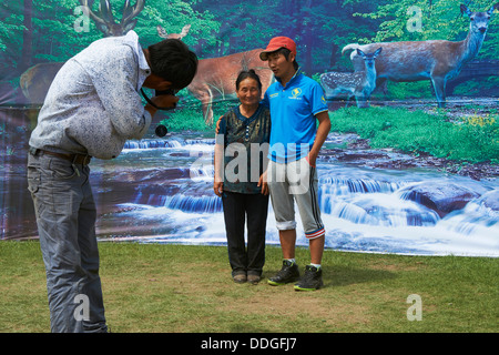 Mongolia, provincia Arkhangai, Naadam festival, fotografo locale Foto Stock