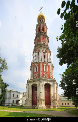 Sei piani torre campanaria, Nowodewitschi Monastyr o di nuovo il Convento Novodevichy Foto Stock