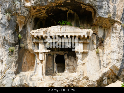 Antica città di Pinara, tombe di roccia, royal luogo di sepoltura Foto Stock