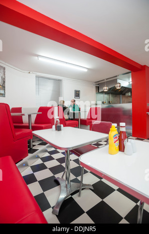 Interno, TY della American-stile retrò 50's Diner Cafe, Aberystwyth Wales UK. Foto Stock