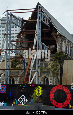 Cattedrale Chiesa di Cristo, gravemente danneggiata nel terremoto nel febbraio 2011, Piazza del Duomo, Christchurch, Nuova Zelanda Foto Stock