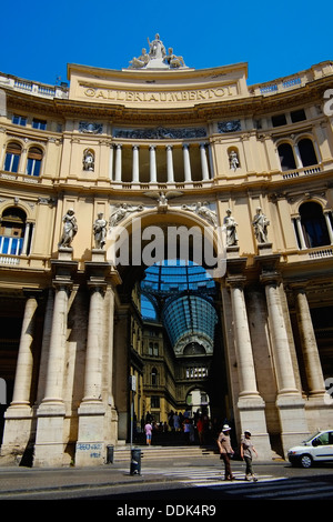 L'Italia, Campania, Napoli, Galleria Umberto I Foto Stock