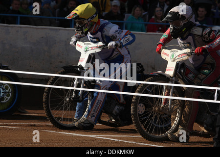 Speedway concorrenza il Casco d'oro premio di Pardubice, Repubblica Ceca. Foto Stock