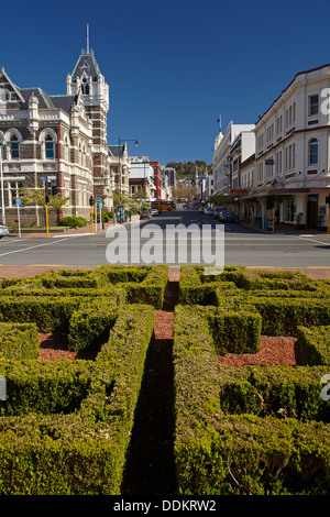 Diritto storico di tribunali e abbassare Stuart St, Dunedin, Isola del Sud, Nuova Zelanda Foto Stock