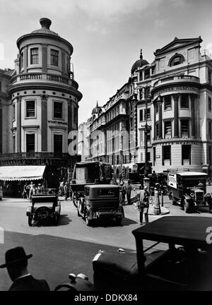 Il Charing Cross Hospital, City of Westminster, Londra. Artista: George Davison Reid Foto Stock