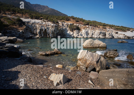 Gialia beach, vicino alla roccia Icaris, Ikaria, Grecia Foto Stock