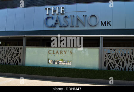 Milton Keynes, Regno Unito. 5° settembre 2013. Aspers aprire il Regno Unito il 2° super casino. Una vista di Milton Keynes nuovo casinò facciata. Credito: Scott Carruthers/Alamy Live News Foto Stock