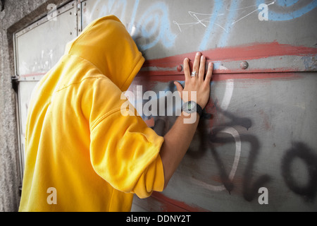 La depressione / rabbia concetto - giovane Foto Stock