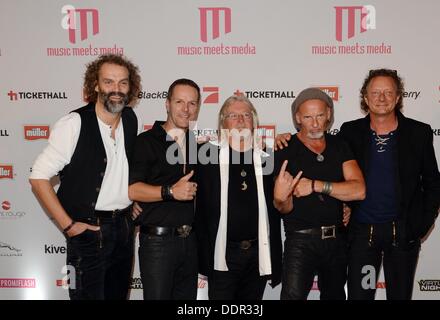 Tokyo, Giappone. 05 Sep, 2013. Berlino, Germania. 05 Sep, 2013. La band Santiano arriva al caso di 'Musica incontra Media" tenutasi presso il Grand Hotel Esplanade a Berlino, Germania, 05 settembre 2013. La riunione del popolo della musica e delle industrie dei media avviene come parte della musica di Berlino alla settimana. Foto: Jens Kalaene/dpa/Alamy Live News Credito: dpa picture alliance/Alamy Live News Foto Stock