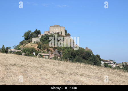 Panoramica di Rossena antica città in Appennino Reggiano, Italia Foto Stock