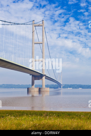 Humber ponte sul fiume Humber Humberside East England Regno Unito GB EU Europe Foto Stock