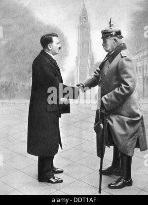 Adolf Hitler si stringono la mano con il presidente von Hindenburg, Germania, 1933. Artista: sconosciuto Foto Stock