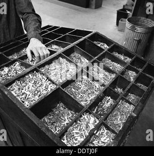 Tipo di set up rotto dopo l'uso, la Rosa Bianca premere, Mexborough, South Yorkshire, 1968. Artista: Michael Walters Foto Stock