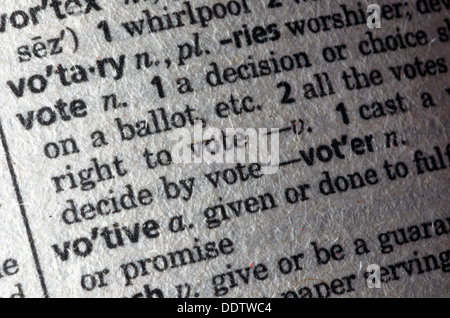 Pagina in un dizionario della parola "voto". Foto Stock