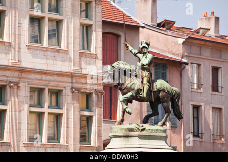 Una statua di bronzo di Renne II a Place Saint Epvre, Nancy, Francia. Foto Stock