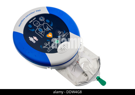 Heartsine SAM350P defibrillatore automatico con le pastiglie asportate Foto Stock