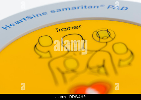 Heartsine unità di addestramento per la sua gamma di defibrillatori automatici Foto Stock