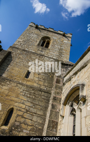 San Michele e Tutti gli Angeli chiesa in motivi di Brodsworth Hall di Doncaster, nello Yorkshire meridionale Foto Stock