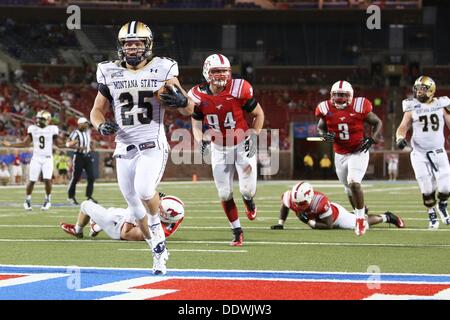 University Park, TX, Stati Uniti d'America. 7 Sep, 2013. 7 Settembre 2013: Montana di Stato Bobcats running back Cody Kirk (25) precipita per un touchdown durante un collegio di NCAA Football gioco quando SMU hosted Montana di Stato a Gerald Ford J. Stadium nel Parco di Università, TX. Neil Fonville/CSM/Alamy Live News Foto Stock