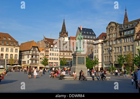 Strasburgo, Kleber square, sito patrimonio mondiale dell'UNESCO, Place Kleber, Alsazia, Bas Rhin, Francia, Europa Foto Stock