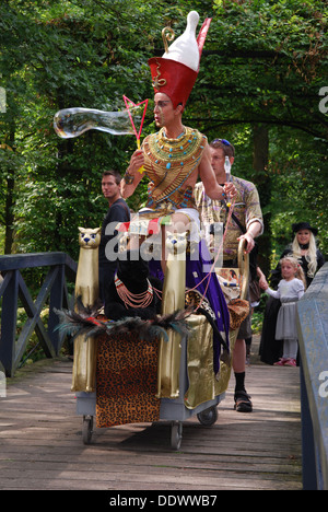 Caratteri colorati a 2012 Fantasy Fair Arcen Paesi Bassi Foto Stock