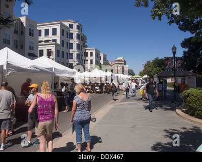 MOUNTAIN VIEW, California/USA - 7 Settembre: Mountain View festeggia annuale quarantaduesima Art & Wine Festival. Foto Stock