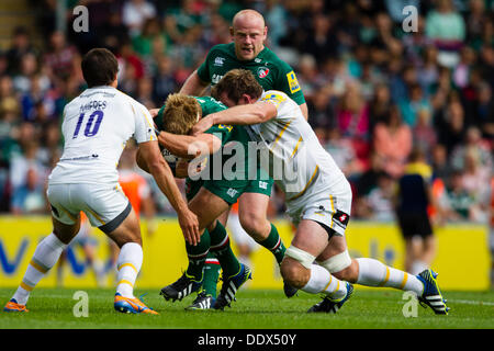 Leicester, Regno Unito. 8 Sep, 2013. Azione dalla Aviva Premiership match tra Leicester Tigers e Worcester Warriors ha giocato a Welford Road, Leicester Credit: Graham Wilson/Alamy Live News Foto Stock