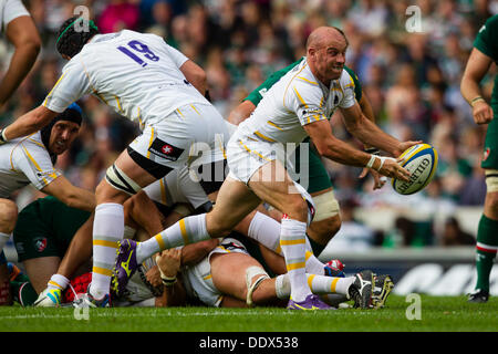 Leicester, Regno Unito. 8 Sep, 2013. Azione dalla Aviva Premiership match tra Leicester Tigers e Worcester Warriors ha giocato a Welford Road, Leicester Credit: Graham Wilson/Alamy Live News Foto Stock