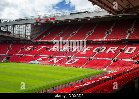 Stretford End Stand al Manchester United Football Stadium, in Old Trafford Foto Stock