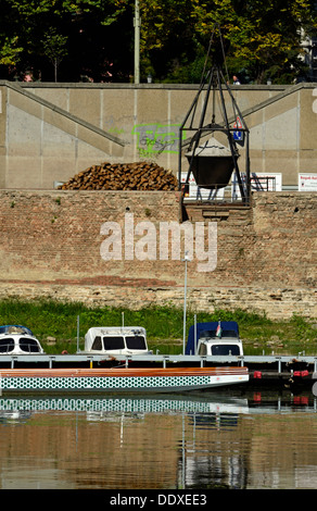 Csongrad Affitto Szeged Ungheria Europa Tisza banca del fiume big bollitore Foto Stock