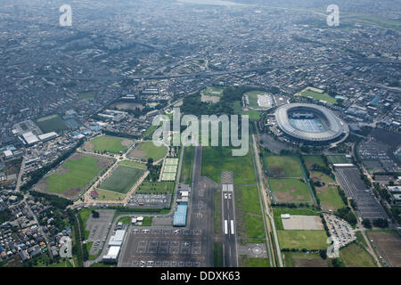 Musashino Forest Park e il centro sportivo: Tokyo, Giappone: Vista aerea del luogo proposto per il 2020 Giochi olimpici estivi. (Foto di AFLO) Foto Stock