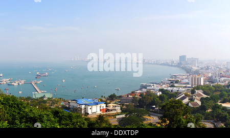 Golfo di Pattaya nella luce del mattino, Thailandia Foto Stock