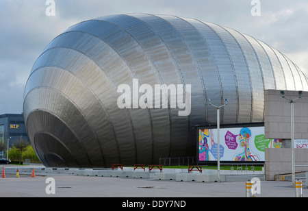 Il Glasgow Science Centre con la scienza Mall e IMax Foto Stock