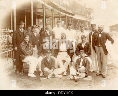 La squadra inglese del grillo, Trent Bridge cricket ground, Nottingham, Nottinghamshire, 1899. Artista: sconosciuto Foto Stock