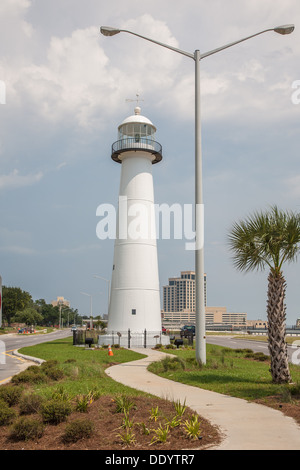 Biloxi Lighthouse sull'Autostrada 90 sul Golfo del Messico in Biloxi Mississippi Foto Stock