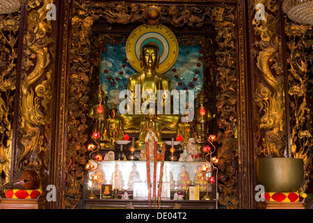 Statua di Buddha nel Vinh Trang Pagoda, My Tho, Delta del Mekong, Vietnam Asia Foto Stock