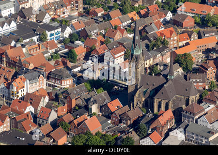 Vista aerea, il Municipio, la chiesa di Santa Maria, San Bartolomeo, Ahlen, la zona della Ruhr, Renania settentrionale-Vestfalia Foto Stock