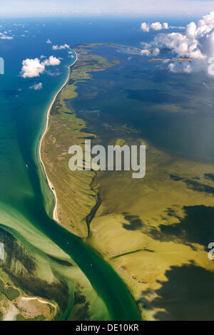 Vista aerea, a sud di Hiddensee Isola, riserve naturali di Gellen e Gaensewerder Foto Stock