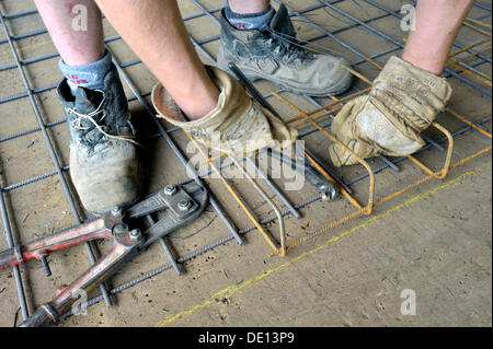 Acciaio strutturale, maglia di fili metallici saldati, rebar, supporti di acciaio, Max Aicher GmbH & Co., prefabbricati in calcestruzzo impianto, Freilassing, Bavaria Foto Stock