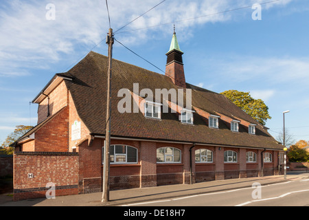 Lutterell Hall, centro comunitario noto anche come West Bridgford Comunità Hall, West Bridgford, Nottinghamshire, England, Regno Unito Foto Stock