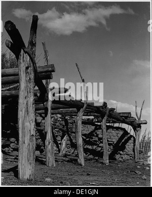 El Cerrito, San Miguel County, Nuovo Messico. I dettagli delle pareti e recinzioni. 521165 Foto Stock