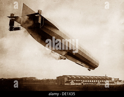 Dirigibile Zeppelin n. 8 primi 1900s Foto Stock